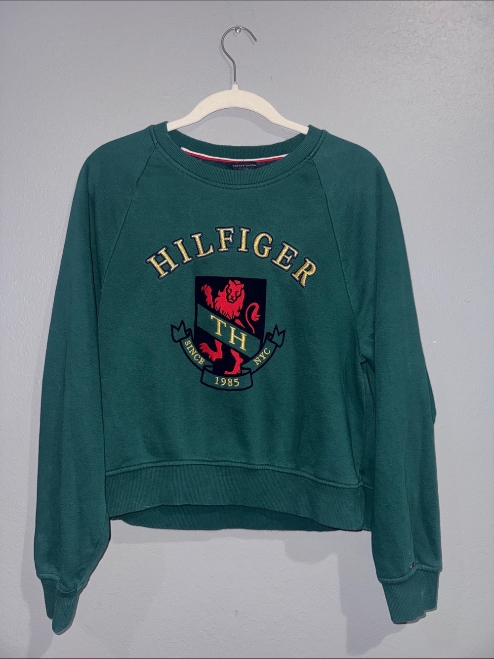 Tommy Hilfiger Teal Green Lion Crest Crewneck Sweatshirt-Vintage Discontinued